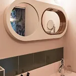 Mercedes Hotel Paris