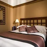 Mercedes Hotel Paris