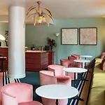 Mercedes Hotel