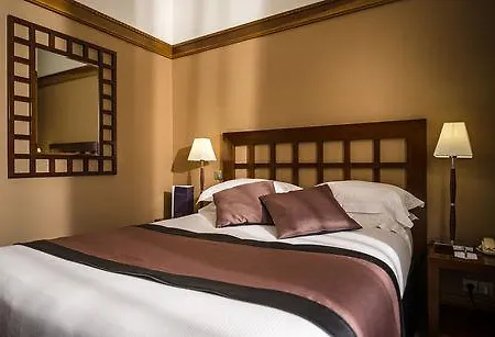 Mercedes Hotel Parigi