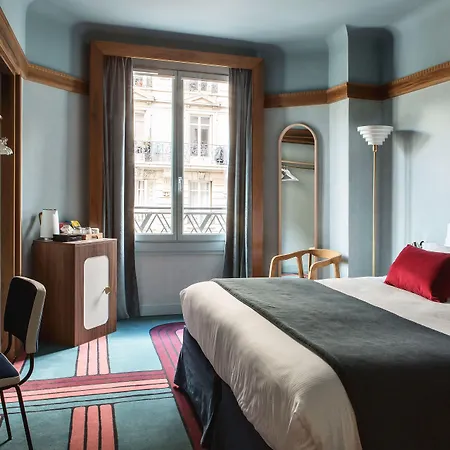 Mercedes 4* Parigi