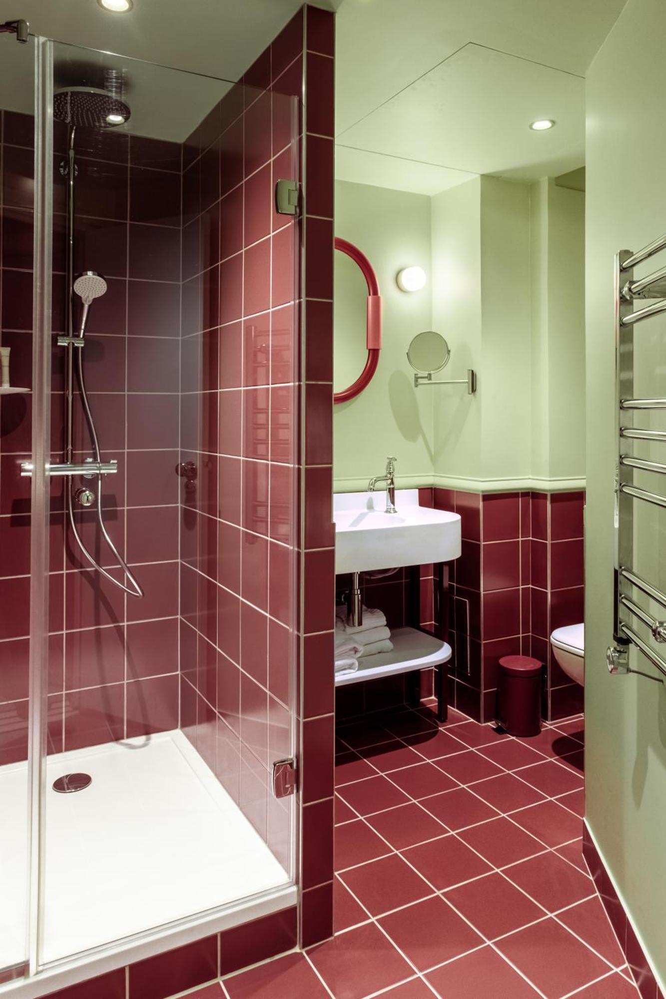 Mercedes Hotel 4*