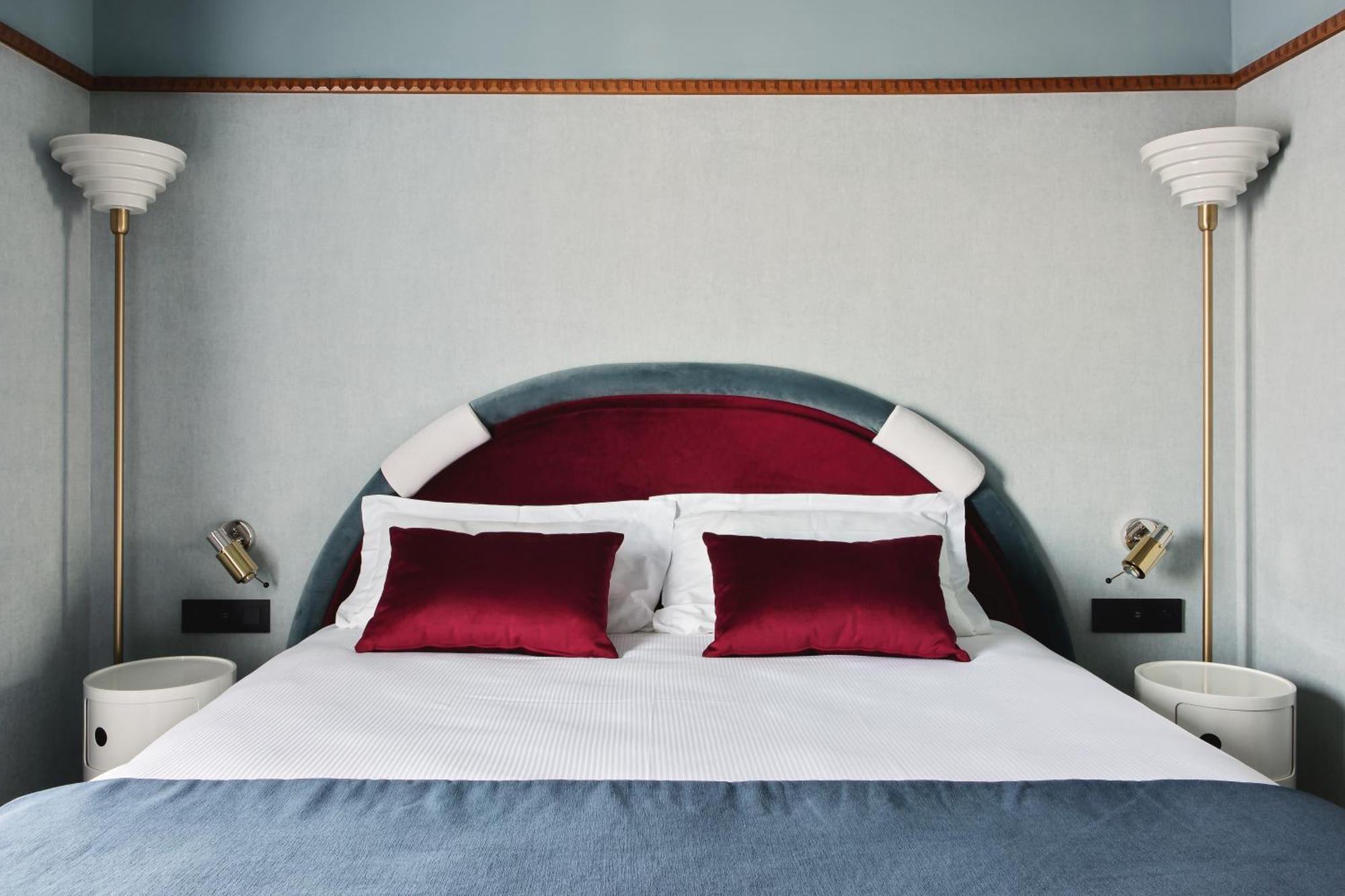 Mercedes 4* Paris
